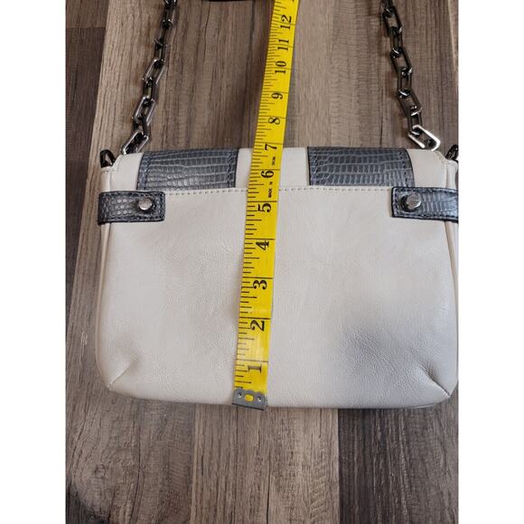 GUESS Leather Gray Cream Studded Handbag Purse Y2K Gunmetal Chain Handle - Picture 11 of 11